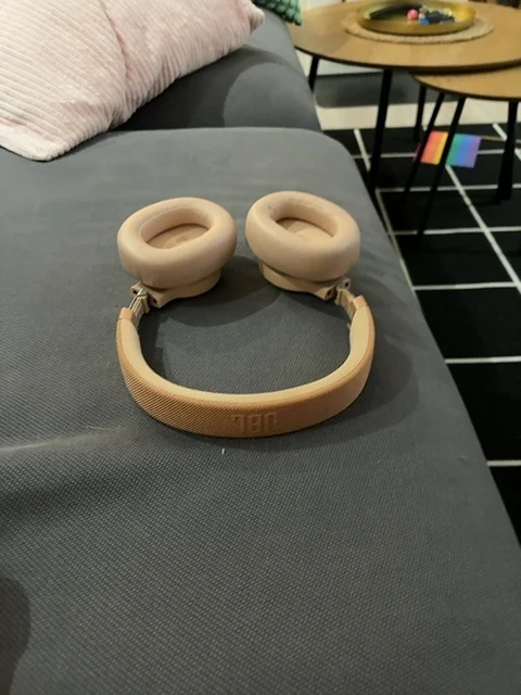 Langattomat kuulokkeet