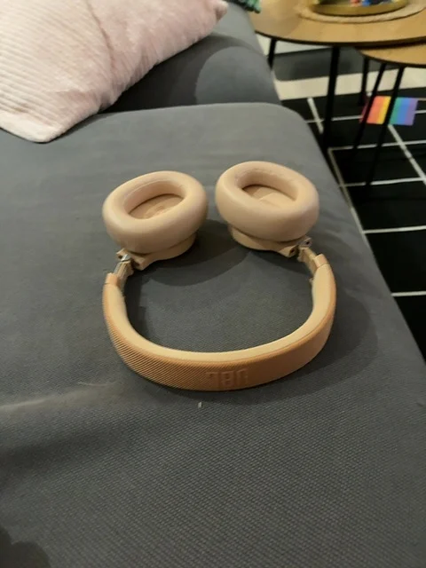 Kuulokkeet