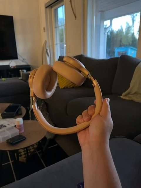 Kuulokkeet