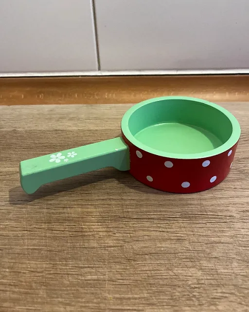 Lasten leikkiallas (punainen/ vihreä)